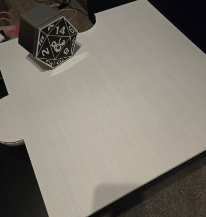 Finished table with the topper