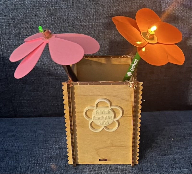 Light-Up Pencil Holder