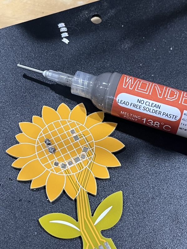 image18-soldering-paste-on-sunflower