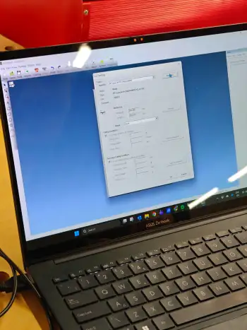 Simple rectangular and star shapes drawn in CutStudio