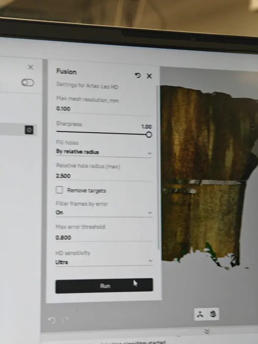 We set the mesh resolution to 0.1mm