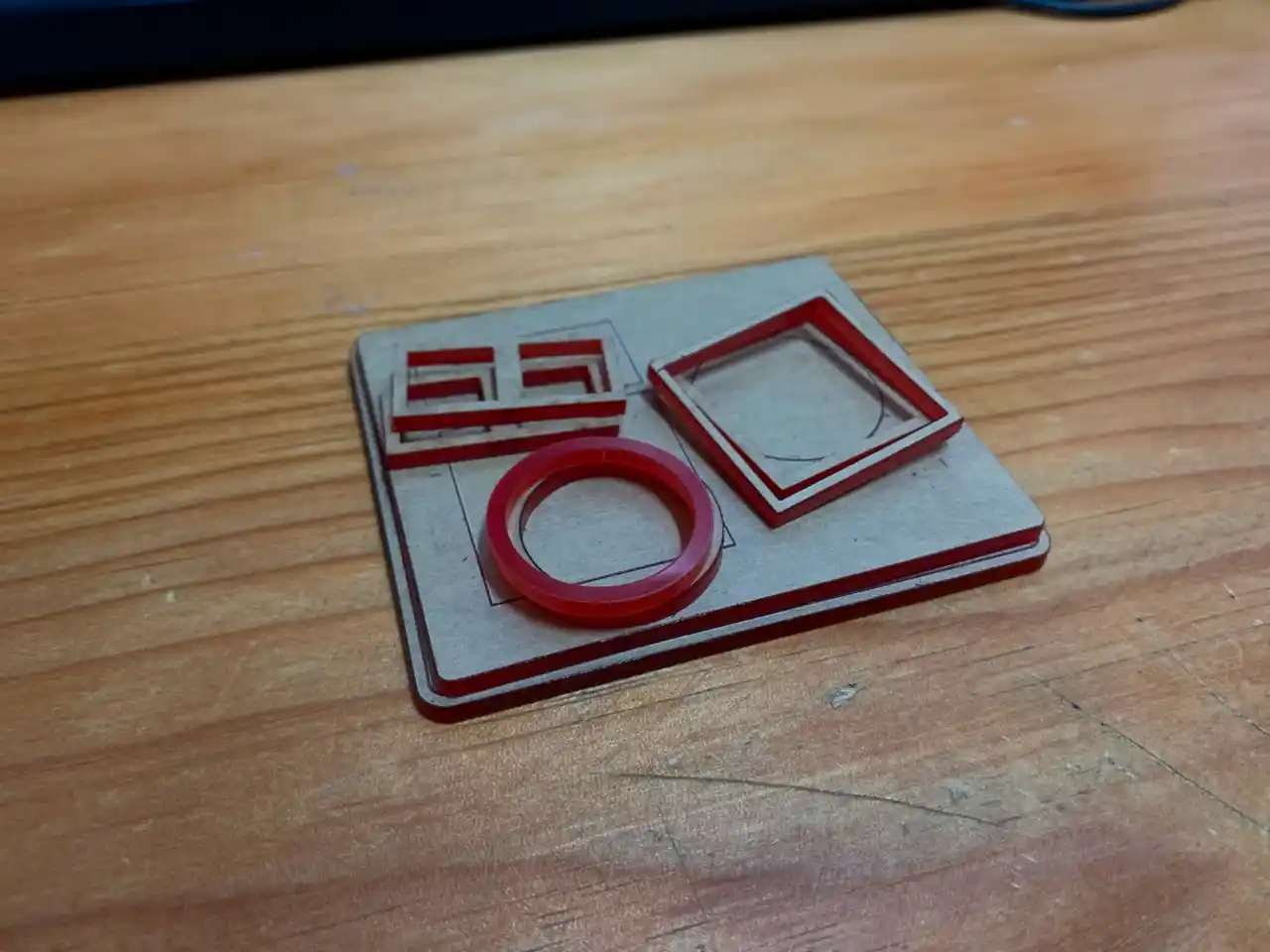 laser cutted lid-v2