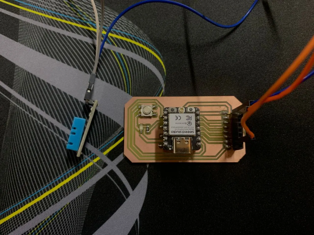 Sender board with DHT11 wired up