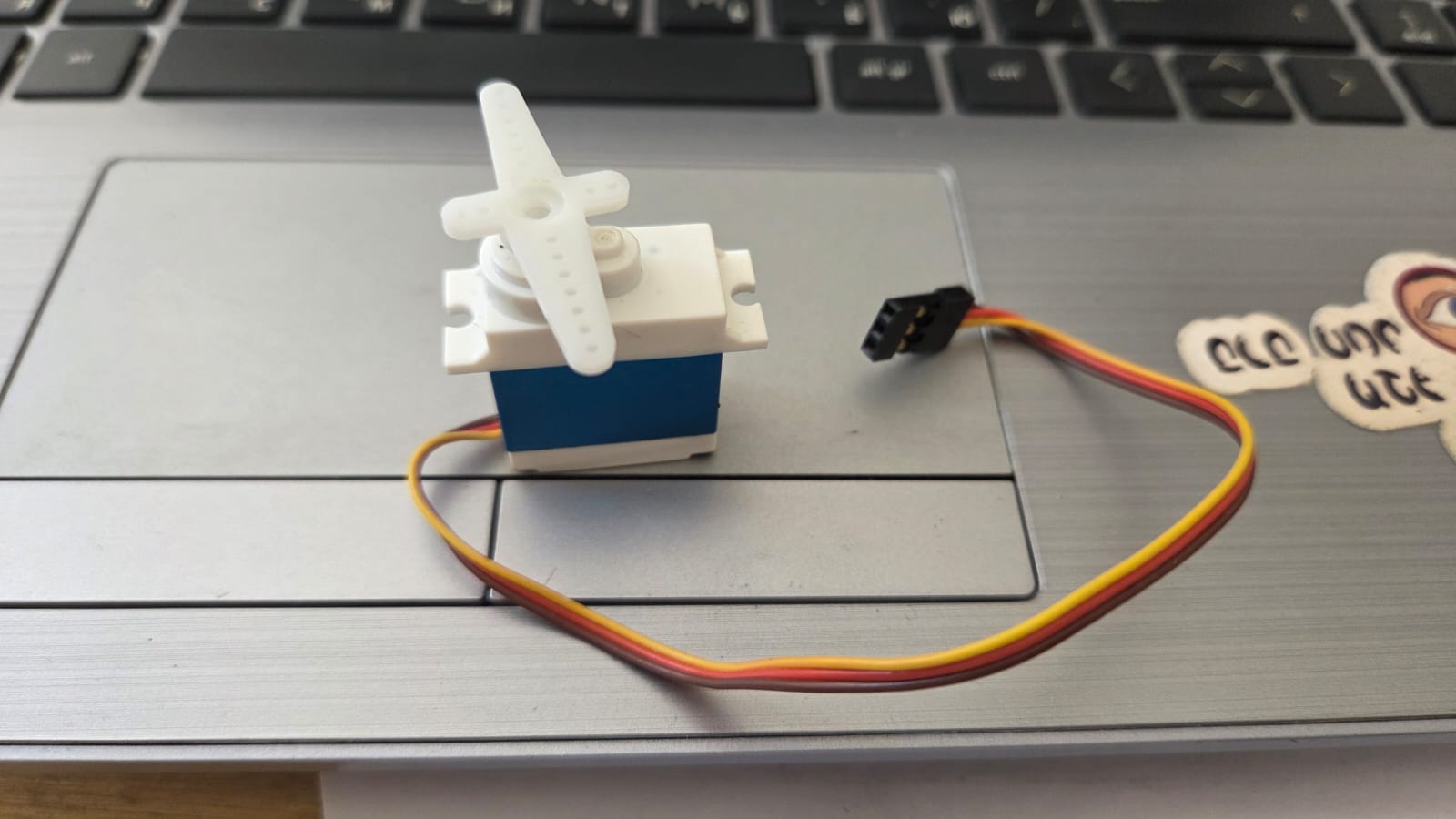 SG90 9g micro servo motor