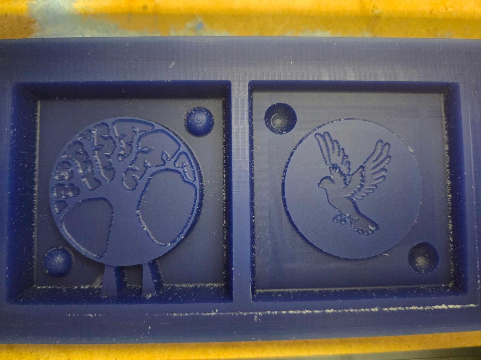 Final wax surface after finishing pass