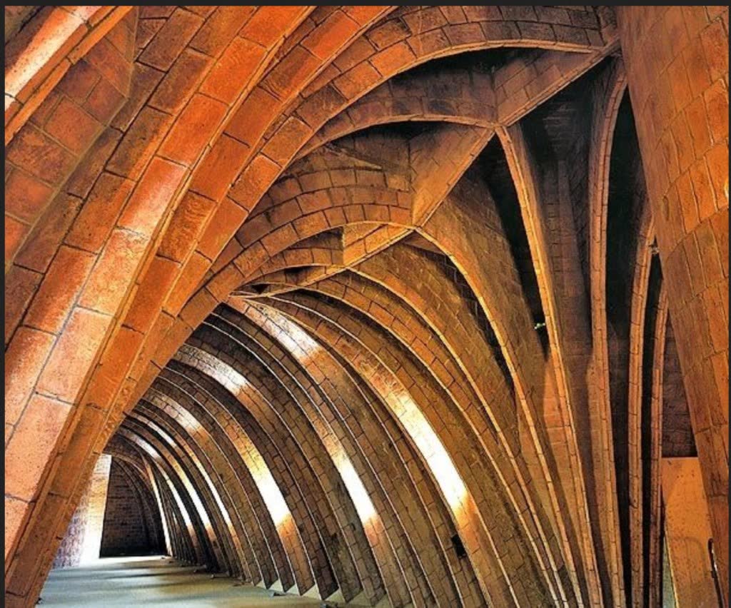 Casa Milà vaults — interior corridor, brick catenary arches