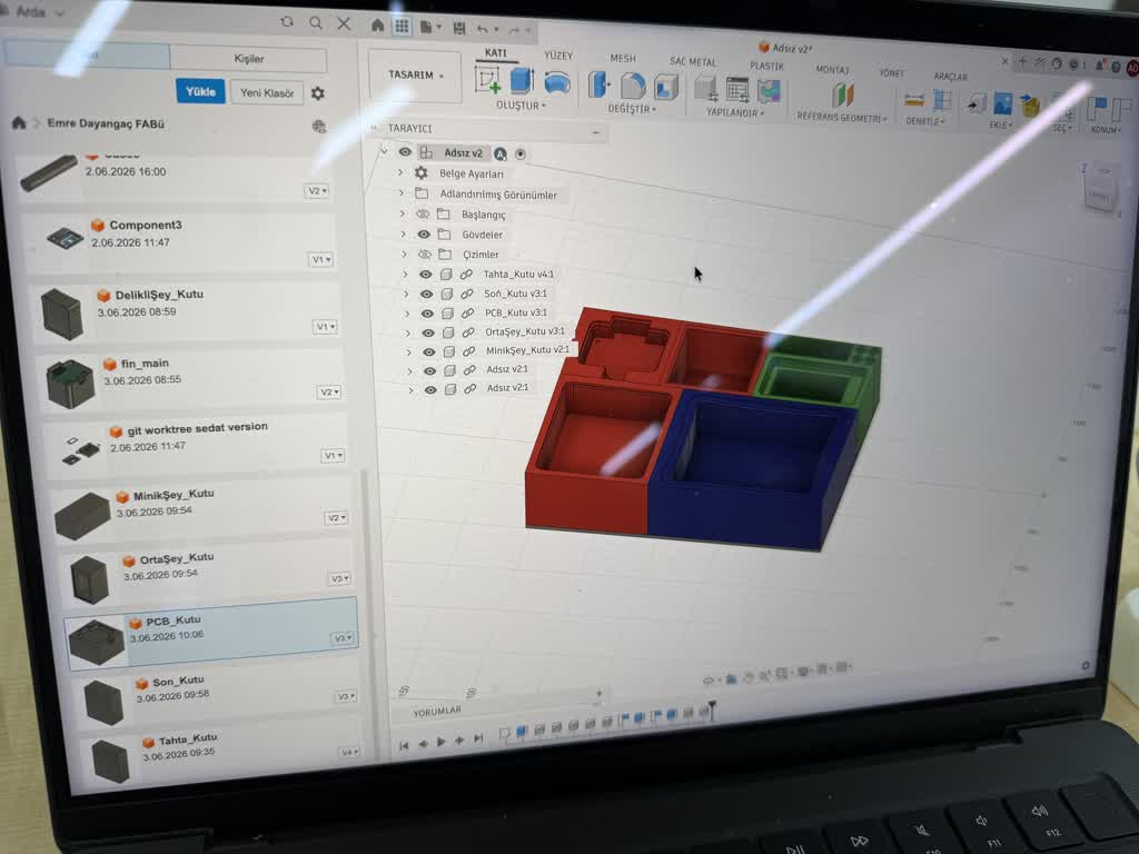 Fusion 360 — modular box with PCB, wood, and accessory compartments