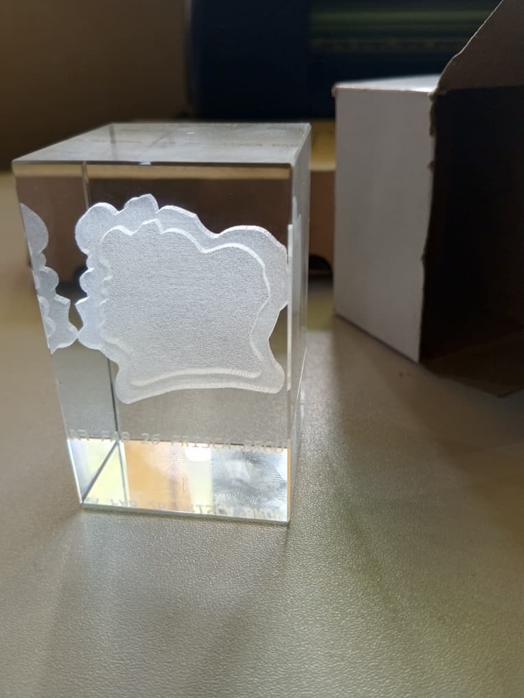 Final engraved crystal front view