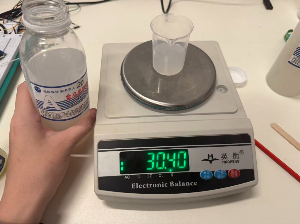 Weighing silicone part A