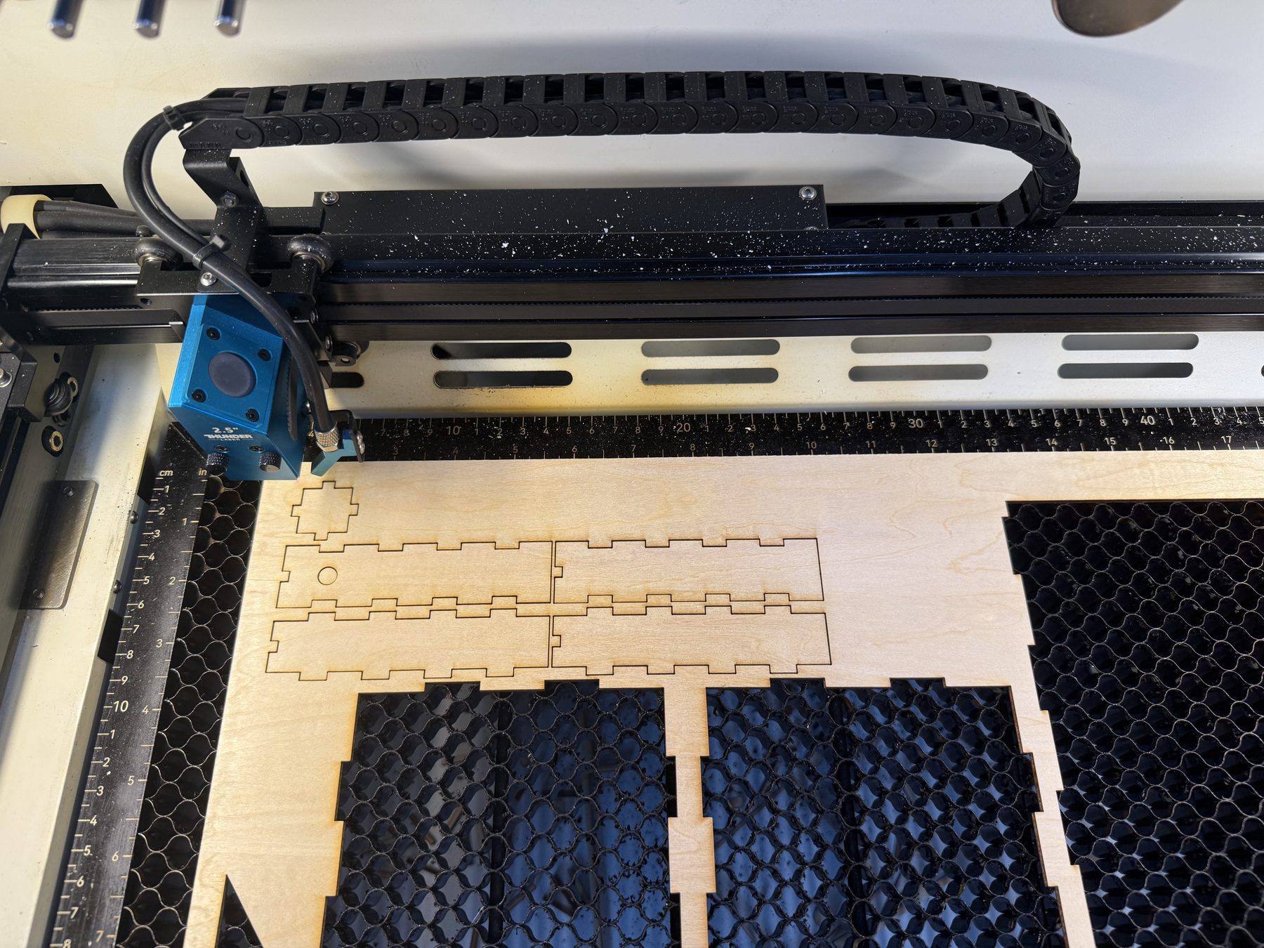 Laser cutting platform panel 1