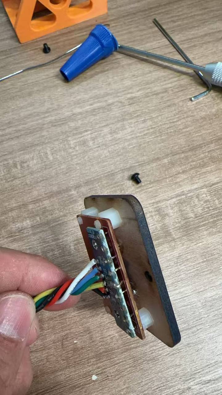 Receiver board structure merged into module