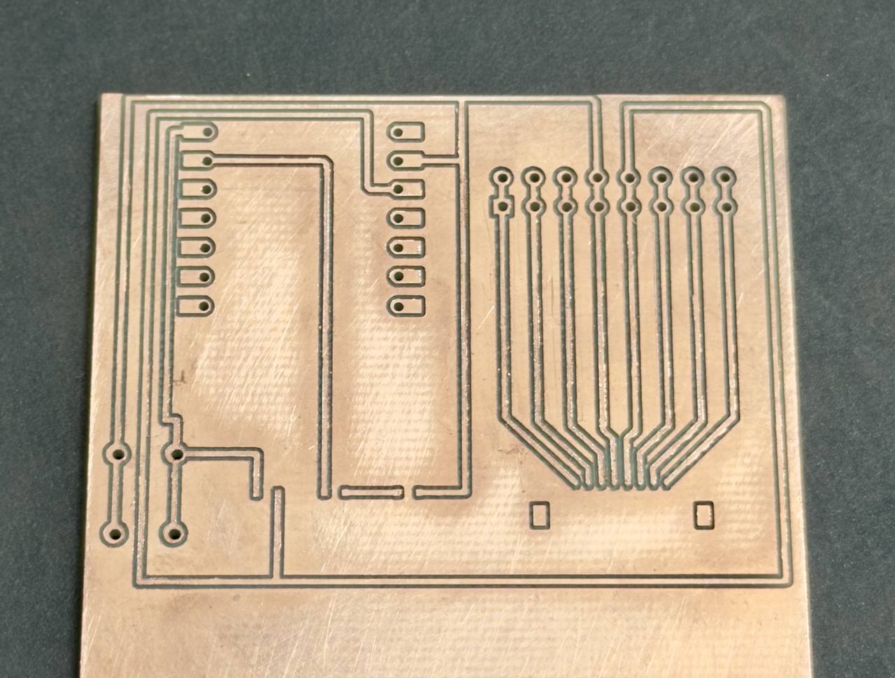 Same milled PCB after P800 sanding, cleaner trace edges
