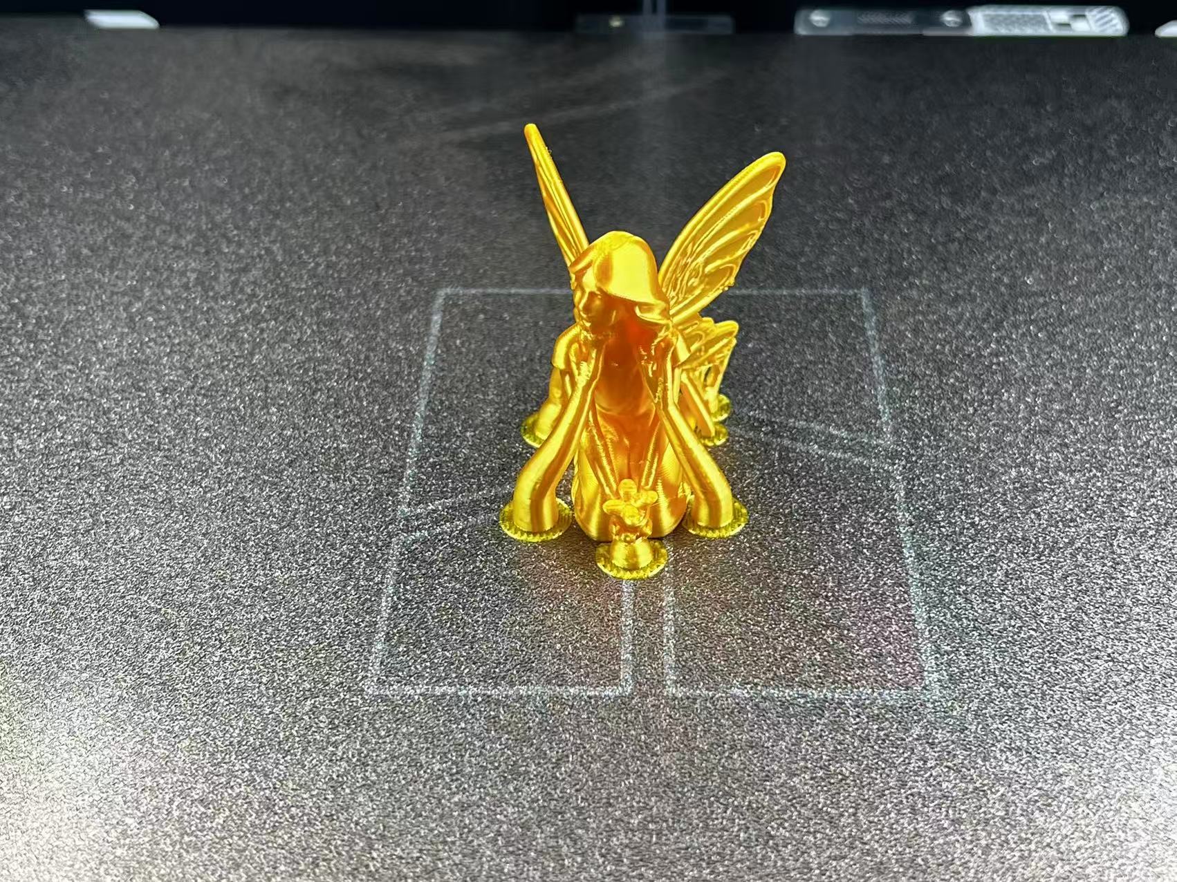 3D-printed sprite master on the build plate