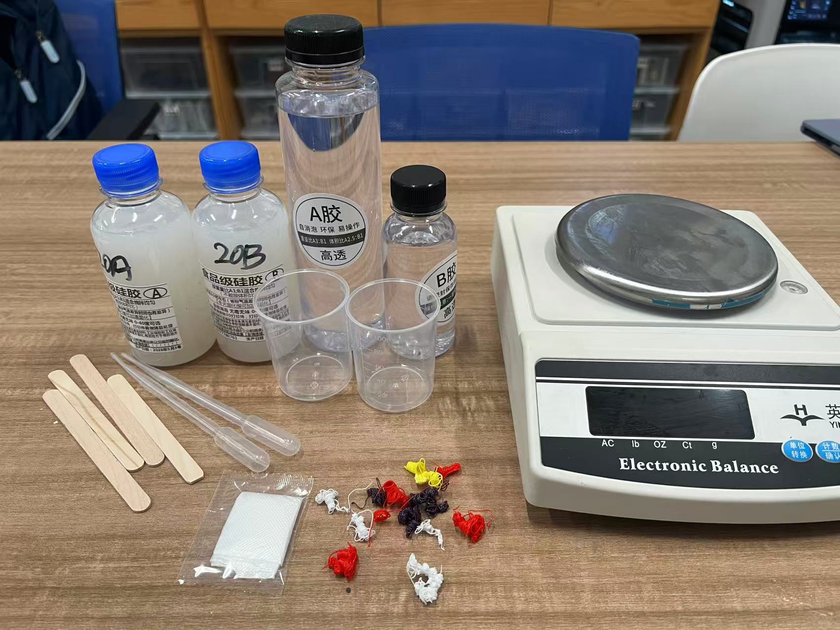 Overview of silicone, epoxy, cups, and tools for molding