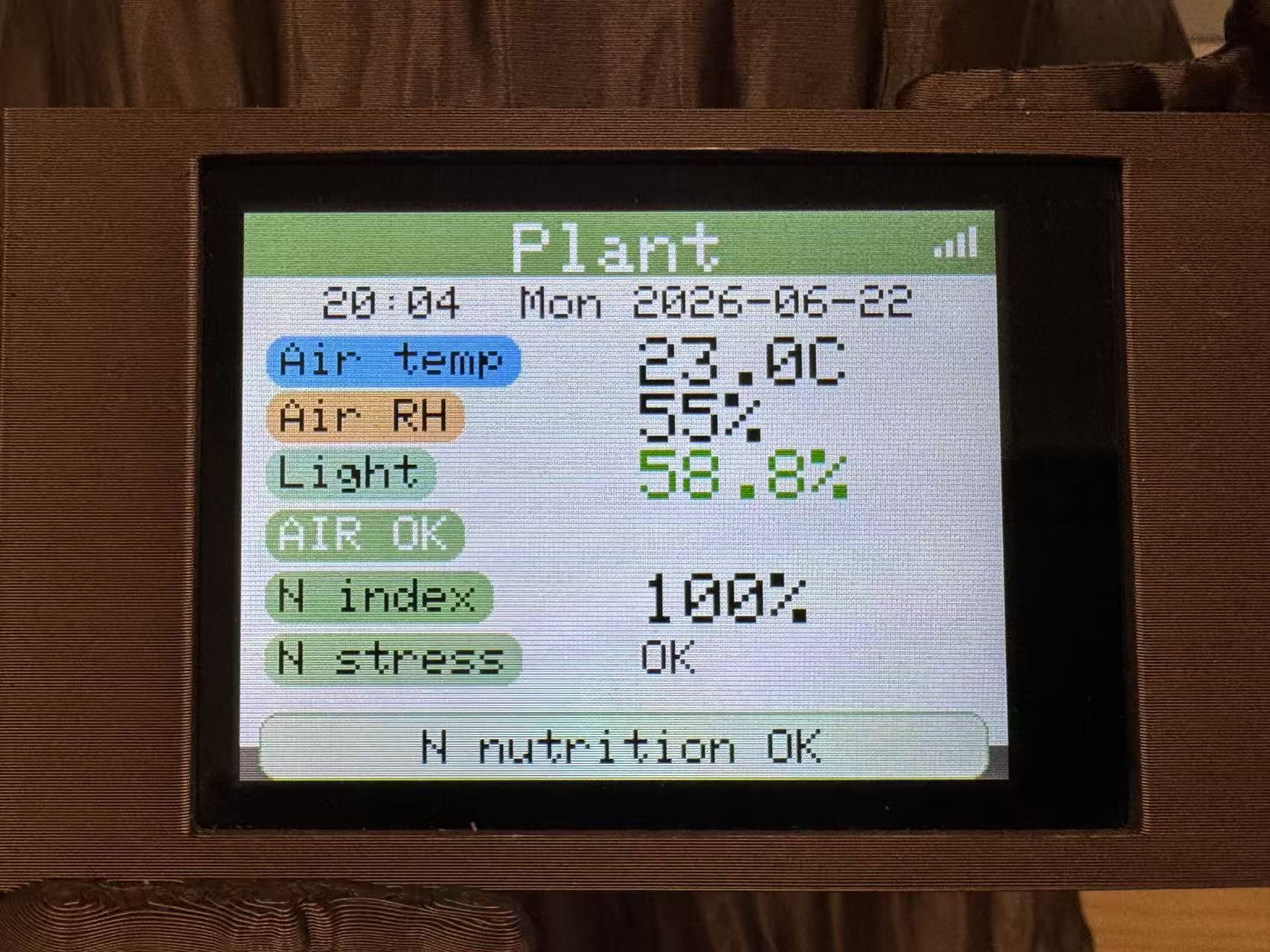 PLANT INFO page on the ILI9341 TFT showing plant status and clock line