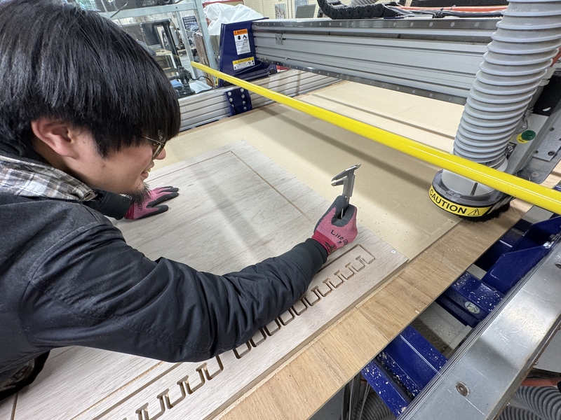 depth measurement at top right corner