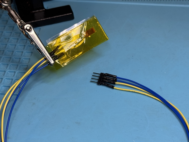 a set of strain gage