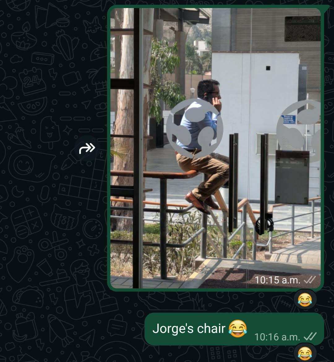 Caught my mentor Jorge also enjoying the sunshine - although sans chair.