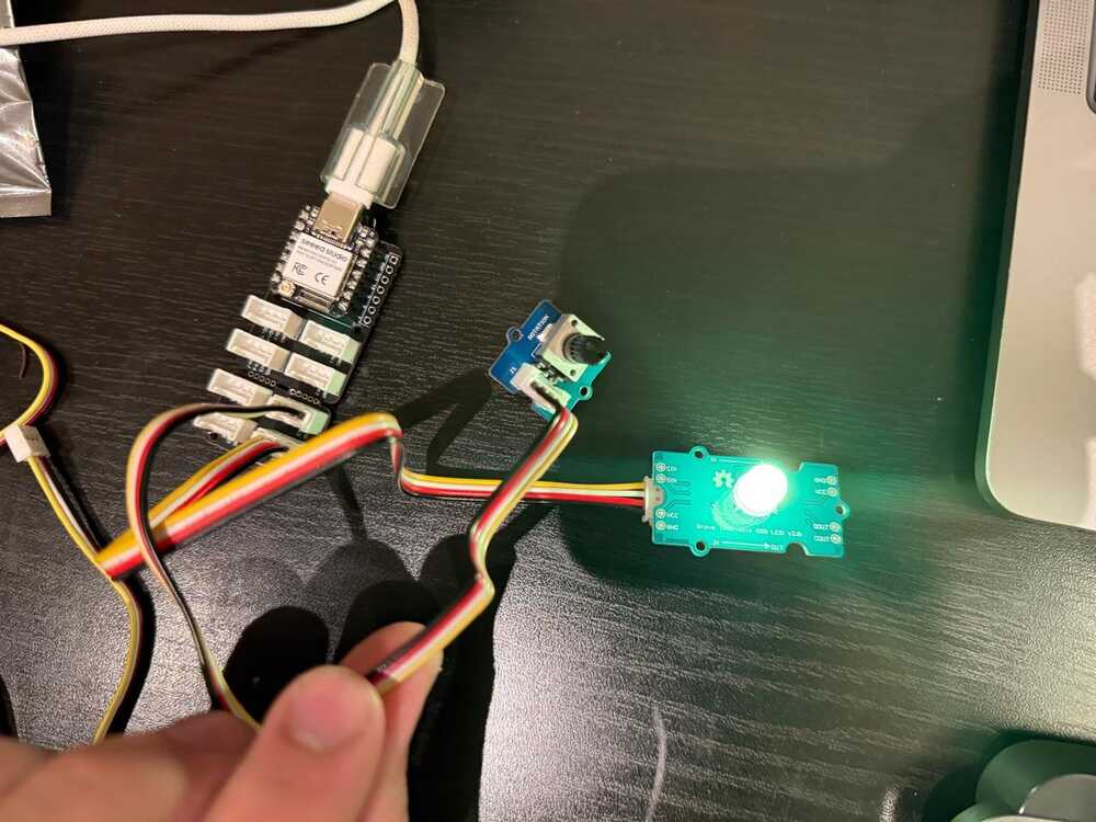 RGB LED + rotary angle sensor setup
