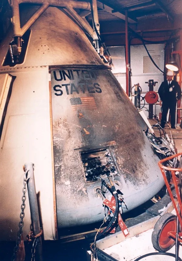 Apollo 1 wiring and oxygen failure reference