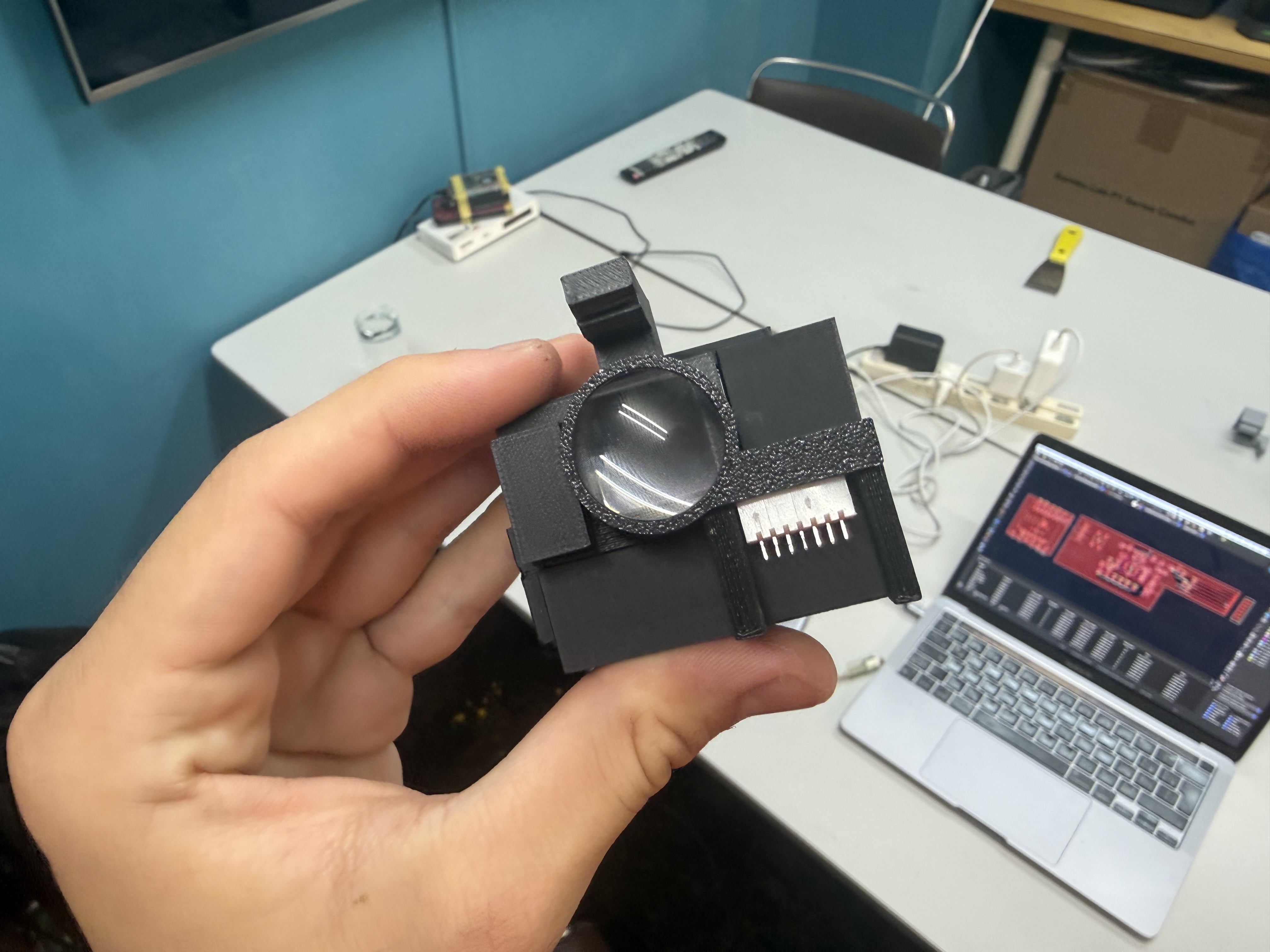 Display module cable routing test