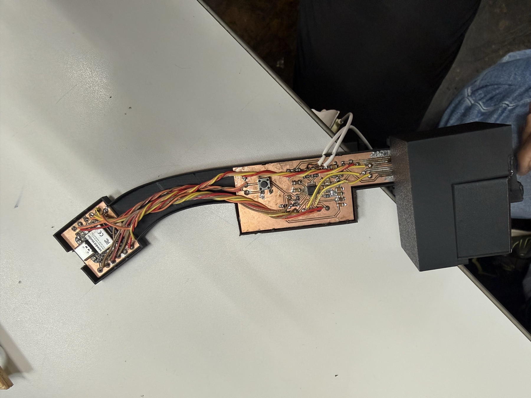 Bundled temple wiring