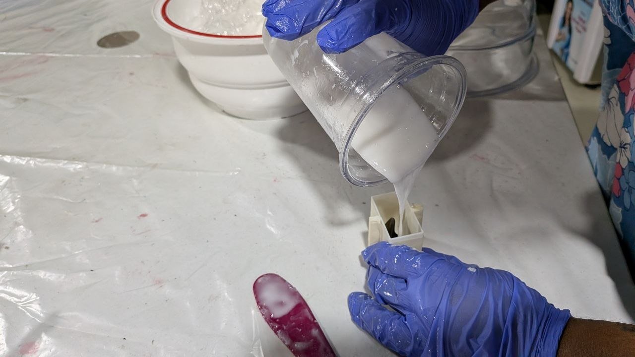 Pour the mixture into the flask. Here, the mixture is time sensitive.