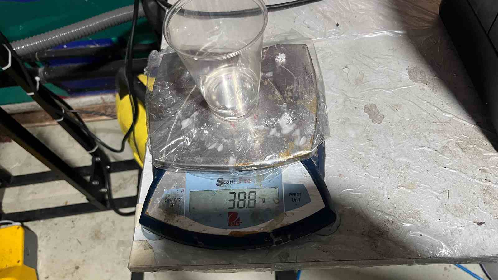 The resin Part A weighed 38.8 g when measured.