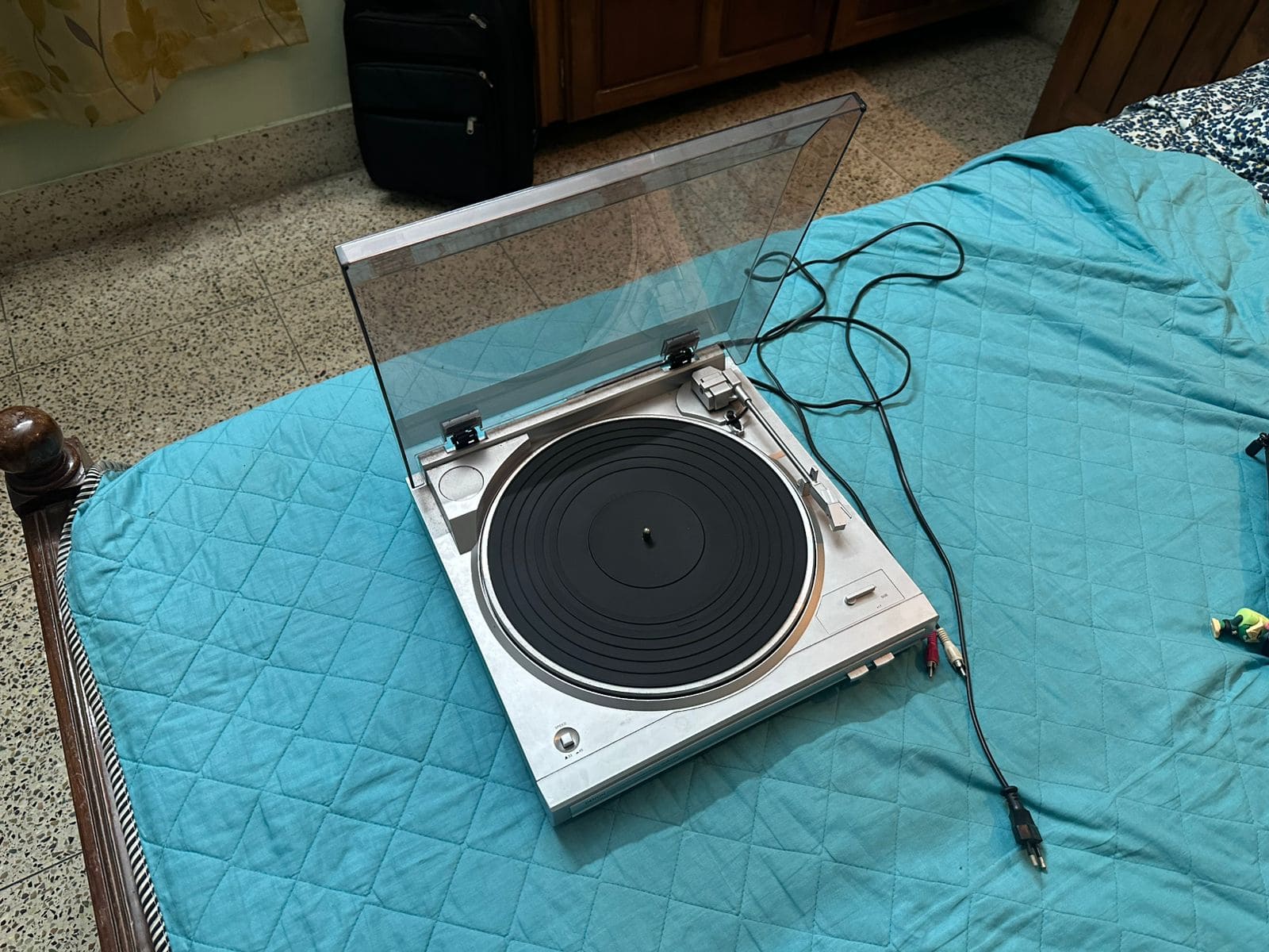Real record player