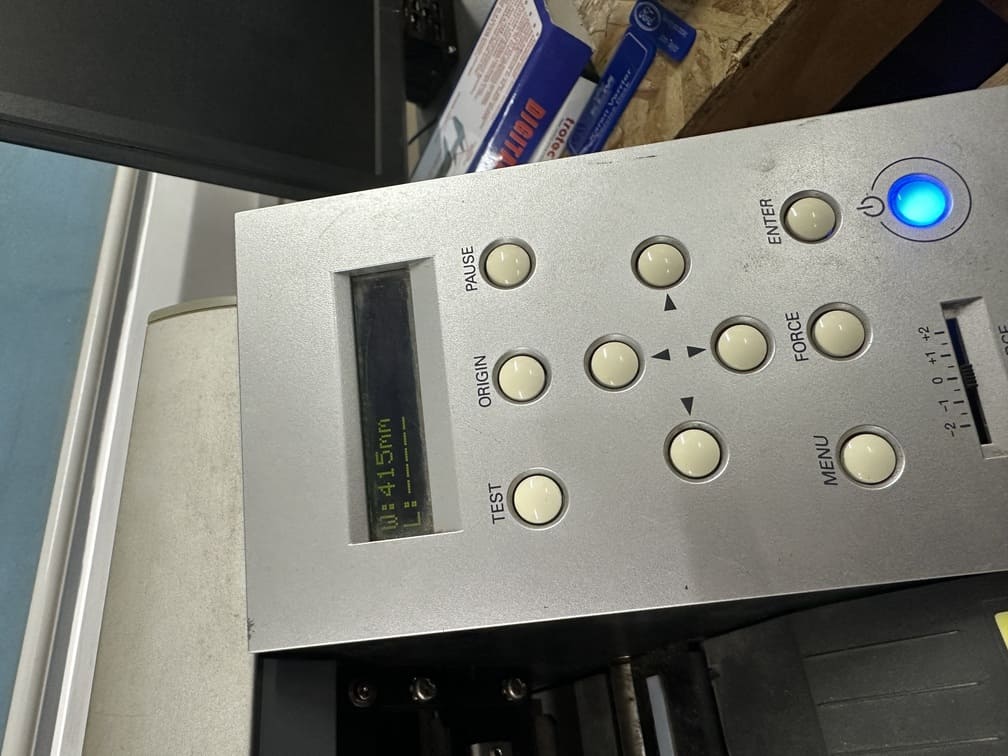 Vinyl cutter setup before reconfiguration