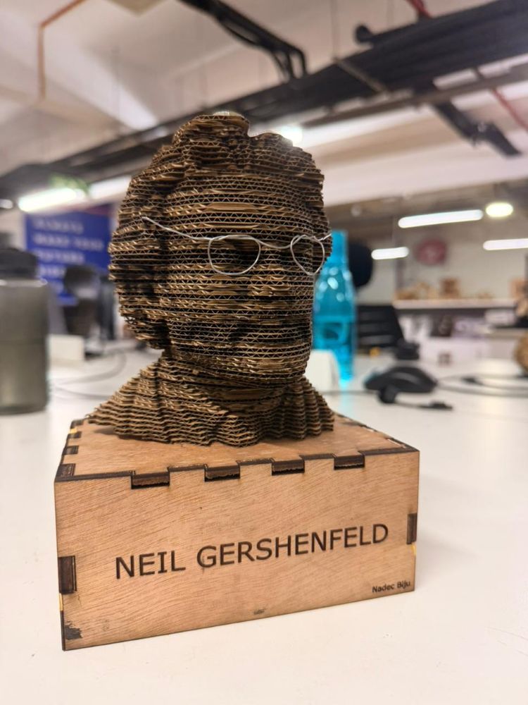 Neil Glasses 1