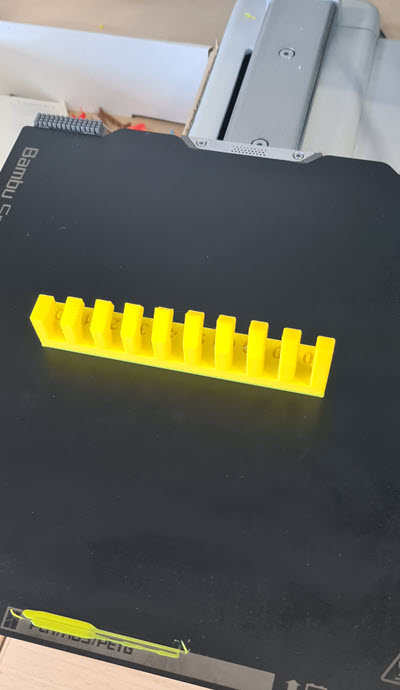 Angle test piece on the Bambu build plate