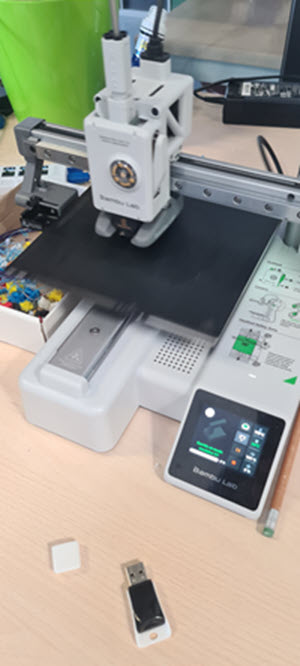 Bambu A1 Mini ready to print