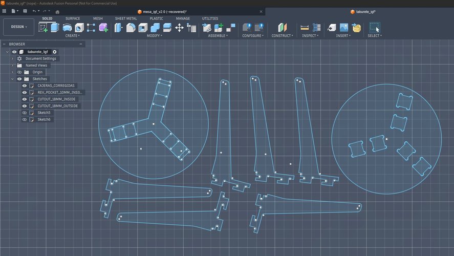 Fusion 360 browser showing the taburete_igf file with four named sketches: CAJERAS_CORREGIDAS, REV_POCKET_10MM_INSIDE, CUTOUT_18MM_INSIDE, CUTOUT_18MM_OUTSIDE, and two seat panel sketches visible in the canvas.