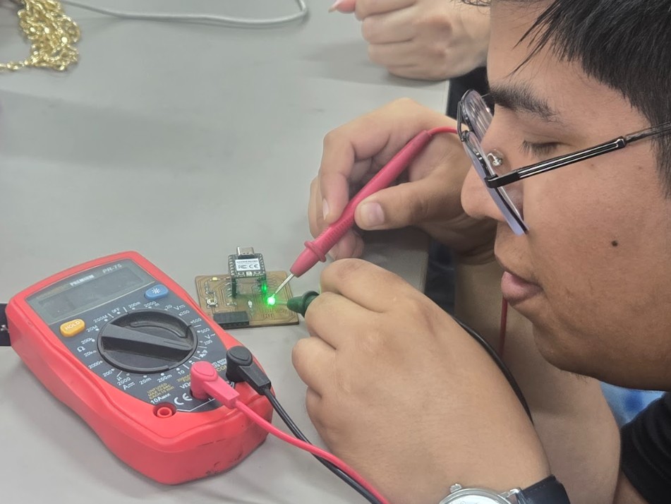 Distributed Fab Lab collaboration