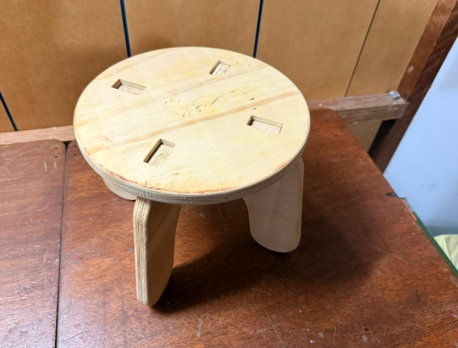 Final CNC stool