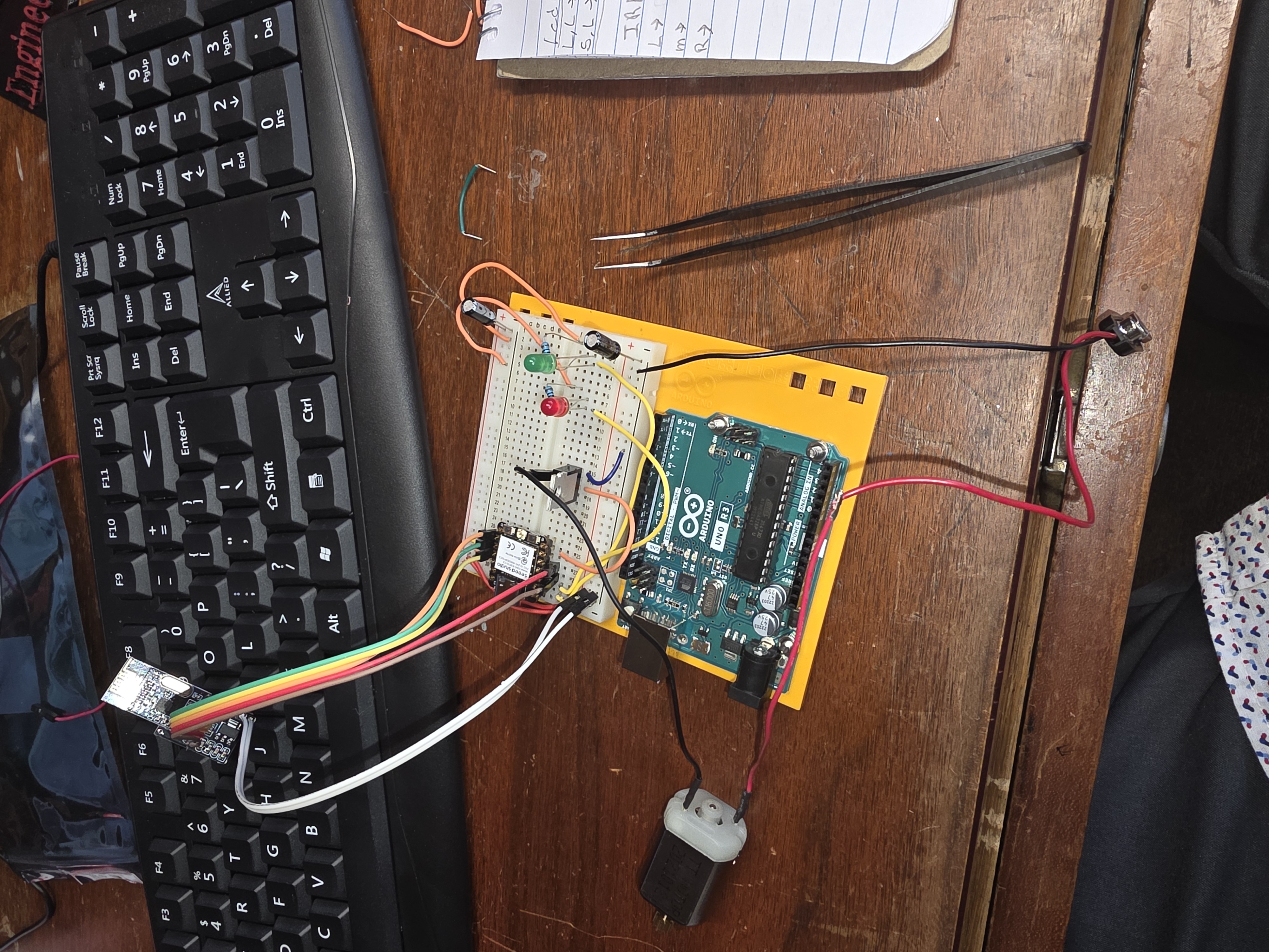 Red and green LED output