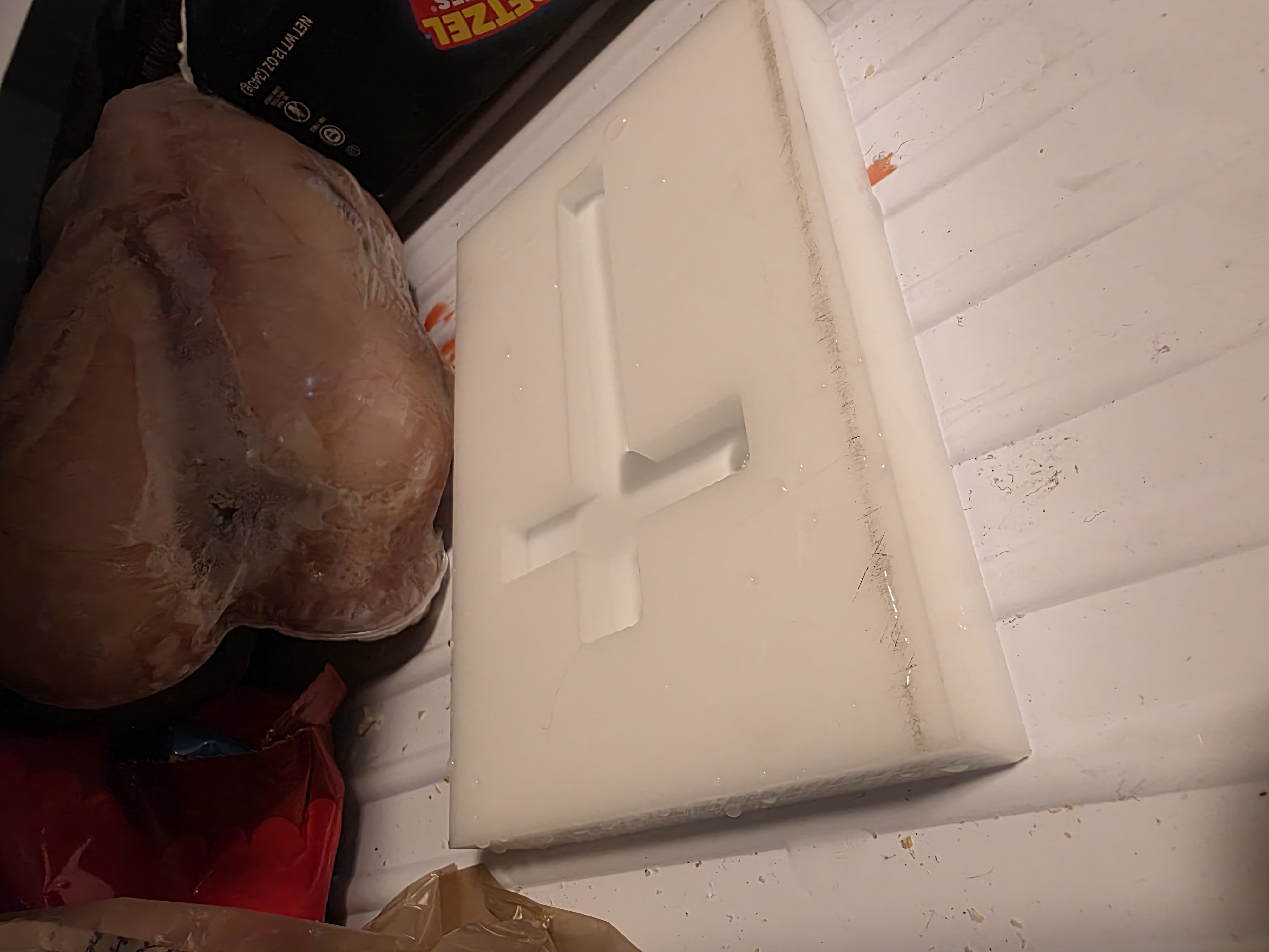 Mold and casting result