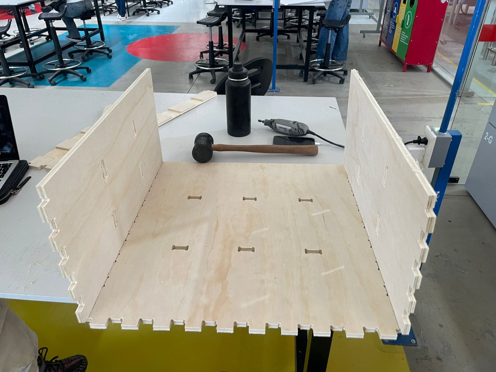 manual adjustment of the scale