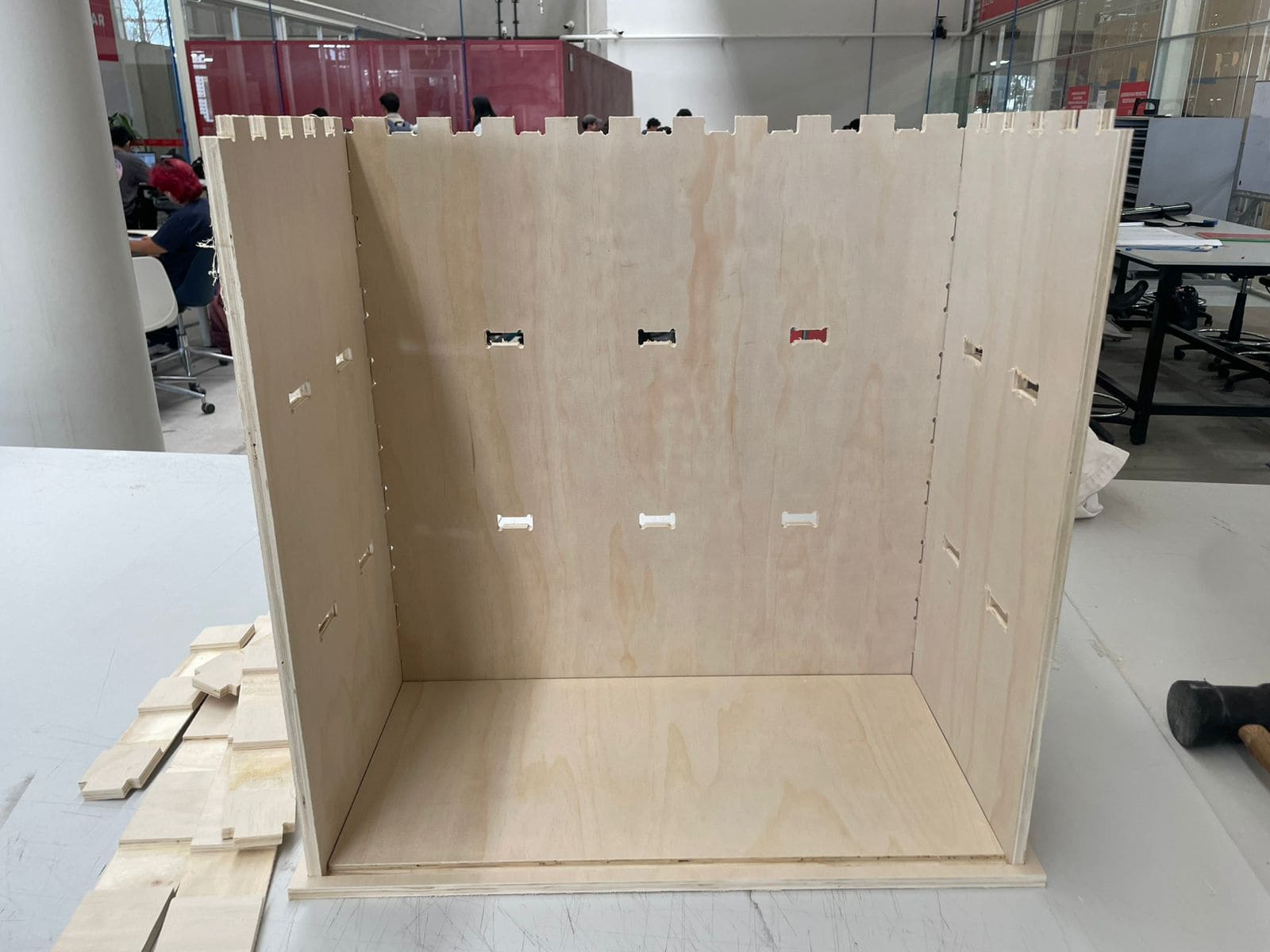 manual adjustment of the scale