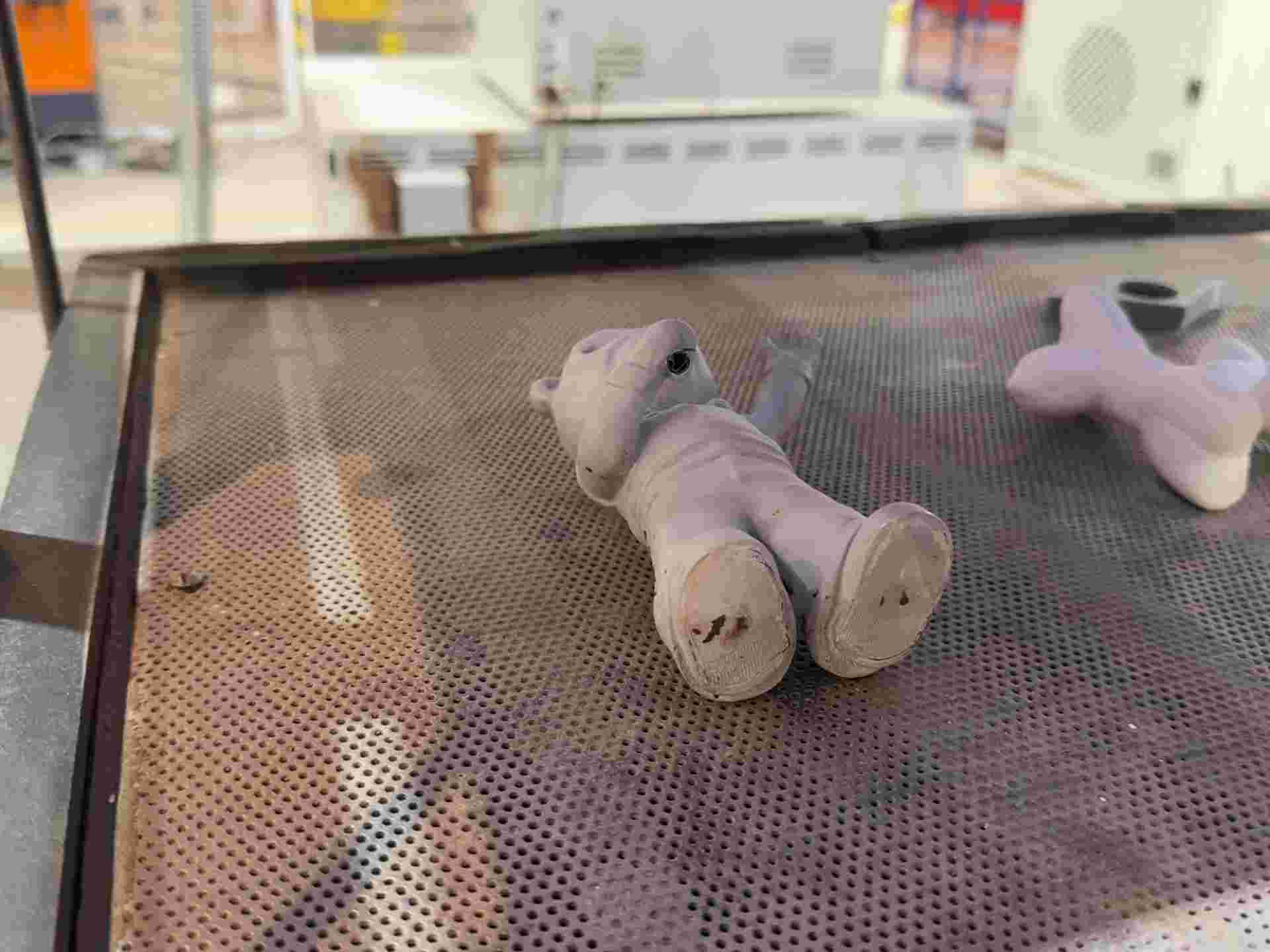 Mould on vacuum bed