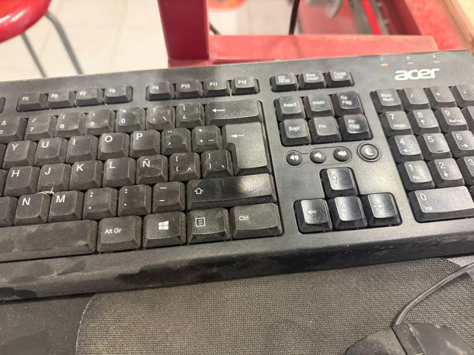 Keyboard