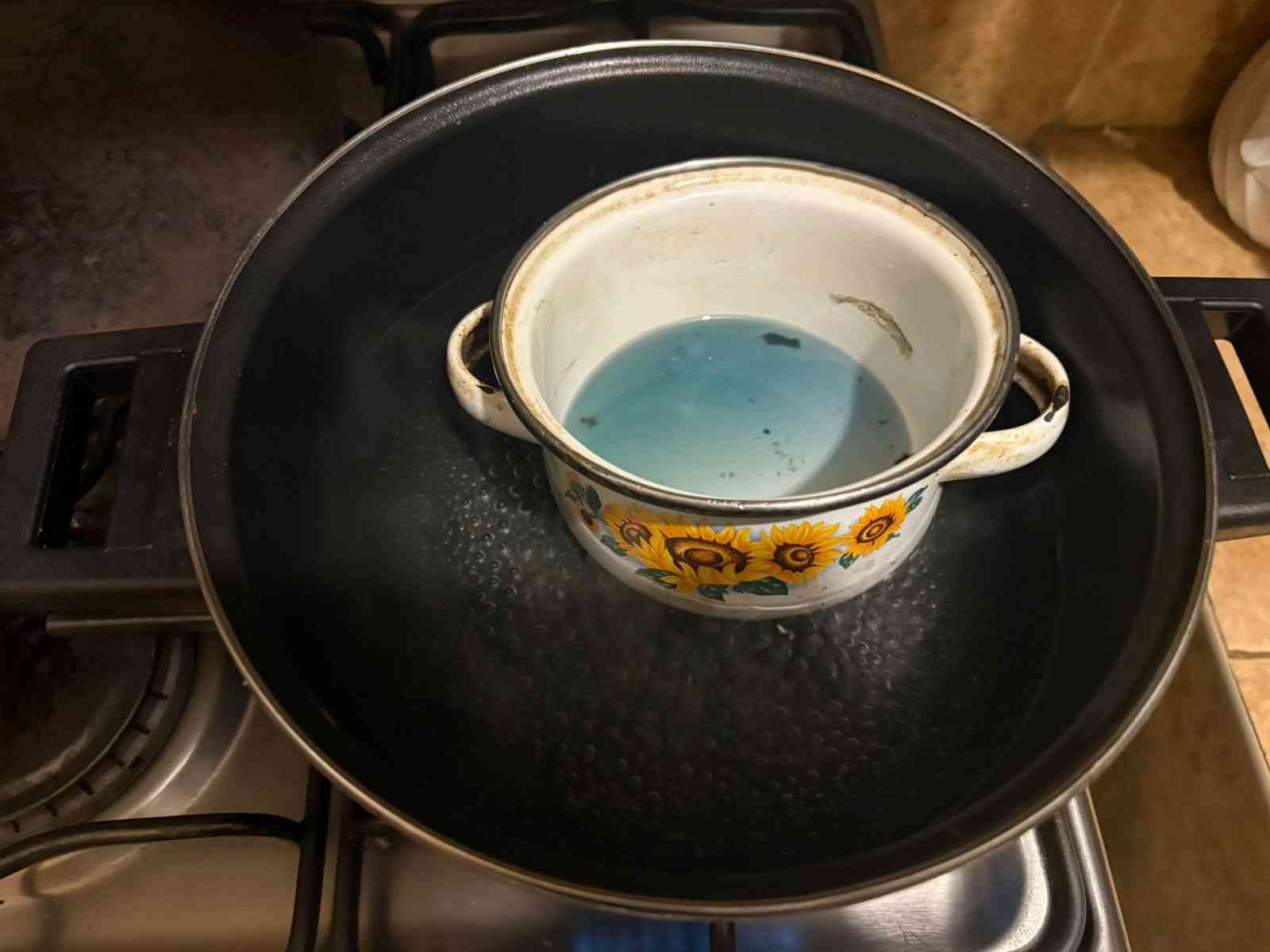 Process of melting the wax at controlled temperature