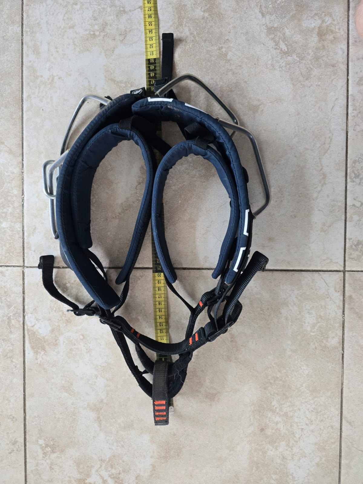 Climbing harness with dimensions