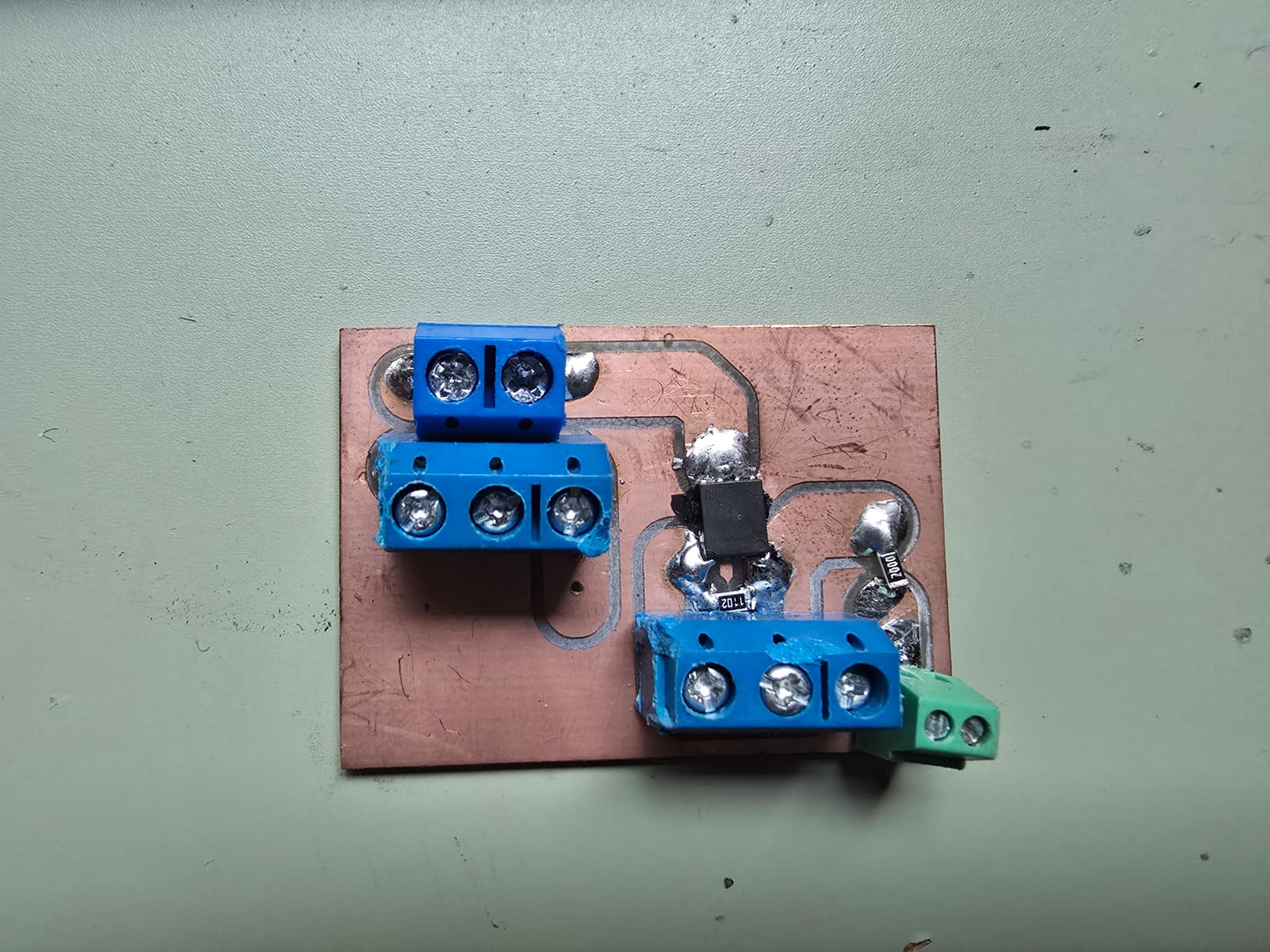 Thermal test showing the heater maintaining the setpoint temperature within the hysteresis band