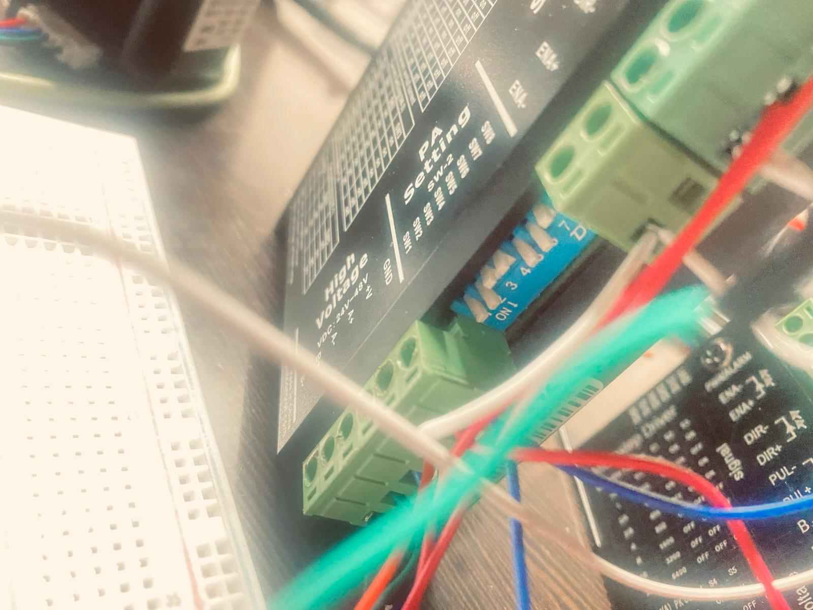 Motor driver signal connections