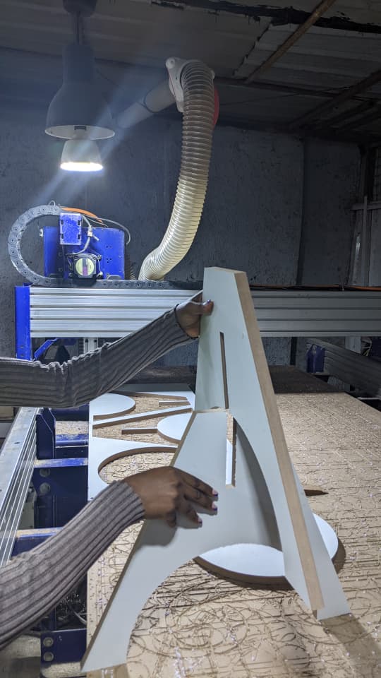 Press-Fitting Interlocking Leg Notches