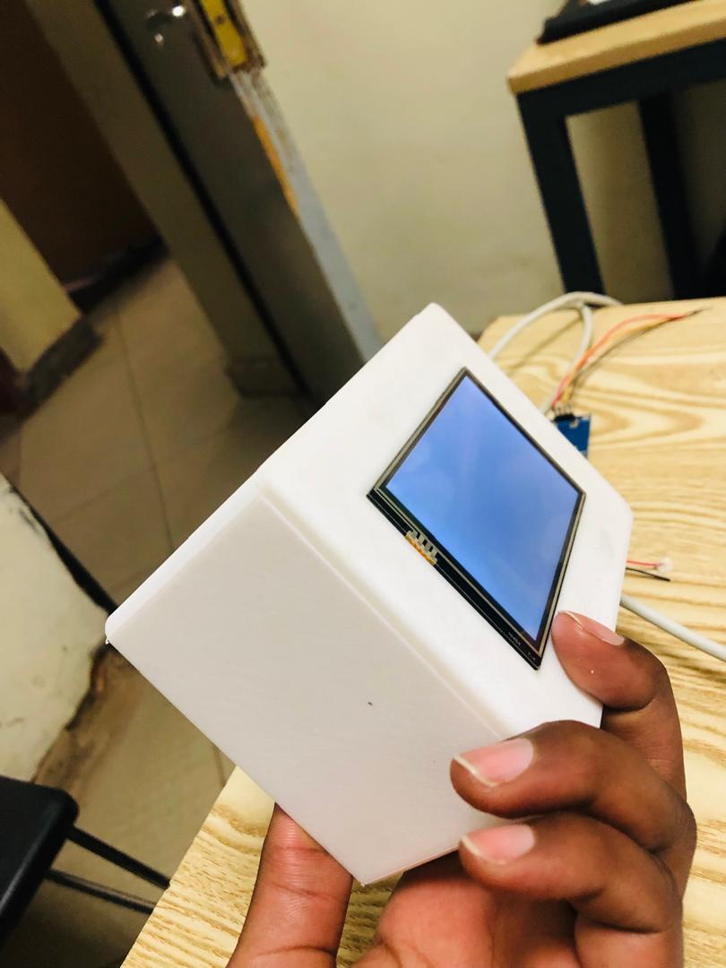 After printing, I started fitting the screen and the solar panel into the enclosure to make sure that all the printed parts were