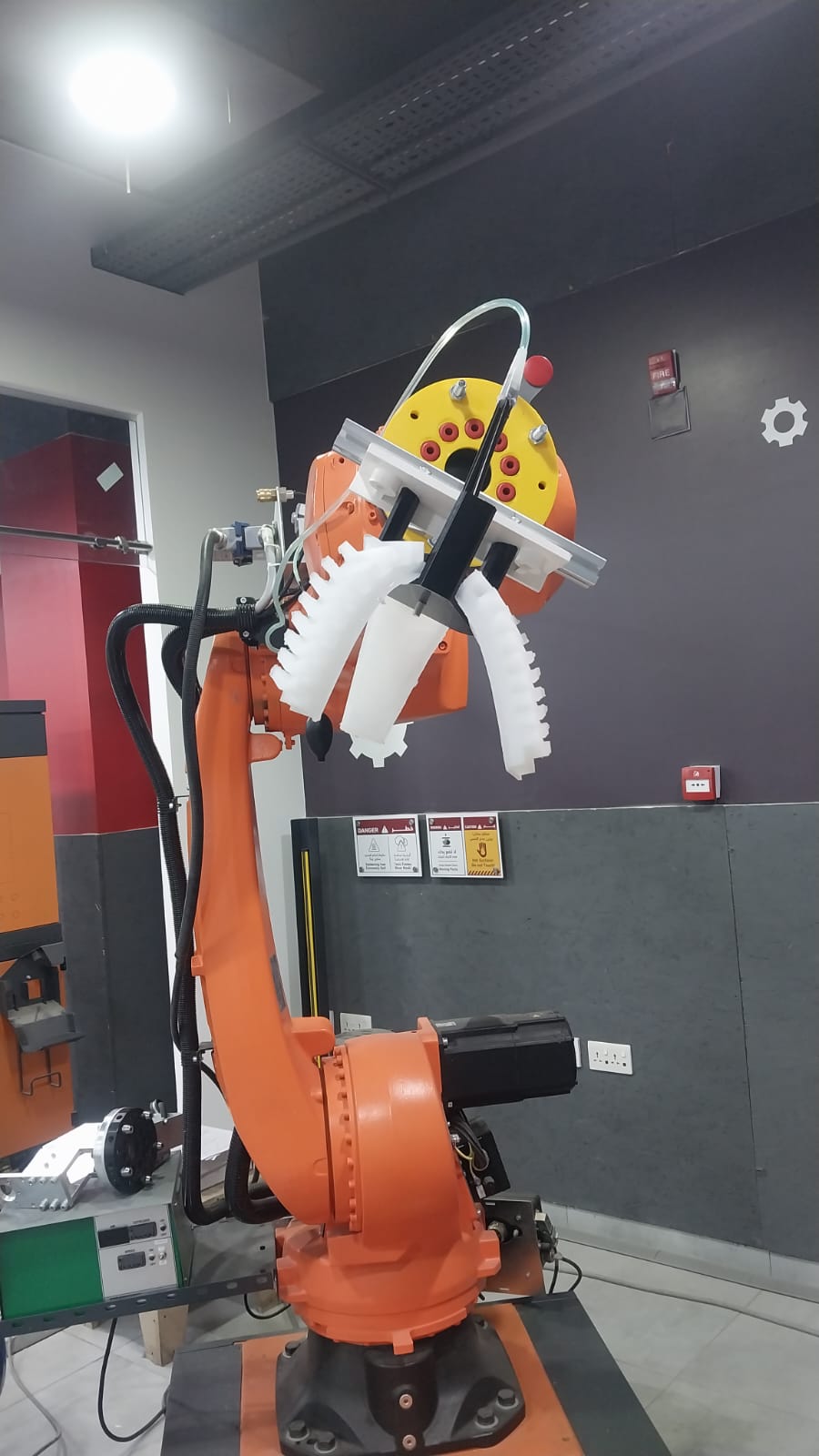 Gripper Attached to KUKA