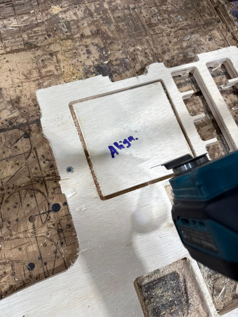 Measuring square diagonal corner points using industrial steel ruler verification tool